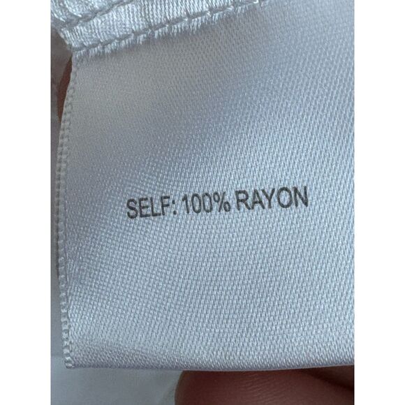 Jane + Delancey White Button Down Embroidered Rose Flower Size L Basics Work - Picture 7 of 10